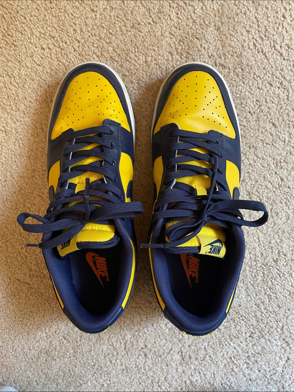 Nike Men’s Low-Top Sneakers - Yellow & Navy